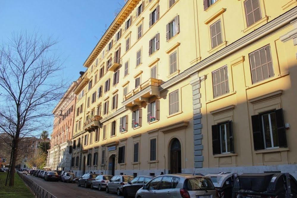 Domus Castrense Roma Exterior foto